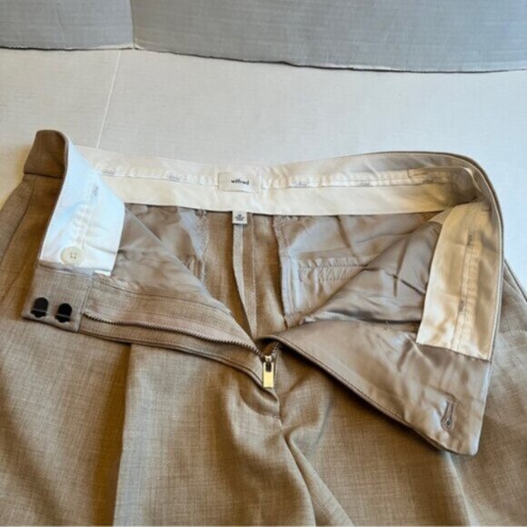 Aritzia Wilfred *  BNWOT  The Effortless Short™ 5" size 10 - Picture 6 of 12